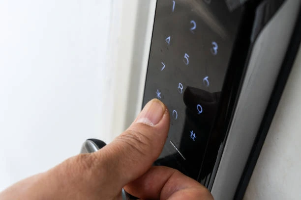 Manutenção de fechadura eletrônica Manutenção de fechadura eletrônica